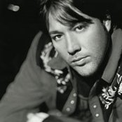 Uncle Kracker - List pictures