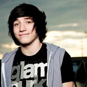 Show Me The Skyline - List pictures