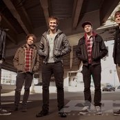 Every Avenue - List pictures