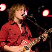 Jimmy Bowskill - List pictures