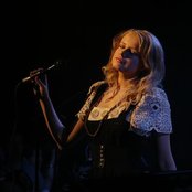 Husky Rescue - List pictures