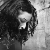 Lauren Hoffman - List pictures