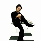 Jona Lewie - List pictures