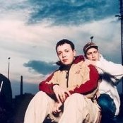 Eins Zwo - List pictures