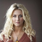 Julianne Hough - List pictures