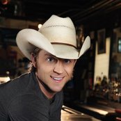 Justin Moore - List pictures