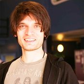 Jonny Greenwood - List pictures