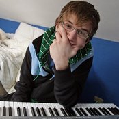 Bo Burnham - List pictures