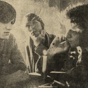 The Cigarettes - List pictures