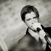 Paul Banks - List pictures