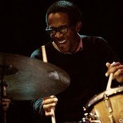 Brian Blade - List pictures