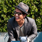 Bruno Mars - List pictures