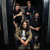 Soundgarden - List pictures