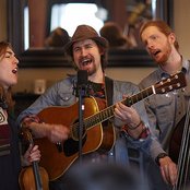 Stray Birds - List pictures