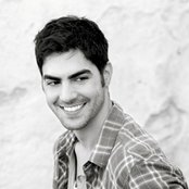 Miloš Karadaglić - List pictures