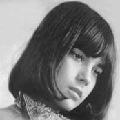 Chantal Goya - List pictures