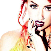 Neon Hitch - List pictures