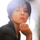 Chimene Badi - List pictures