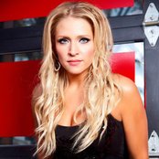 Crystal Hoyt - List pictures