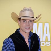 Dustin Lynch - List pictures