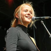 Tina Dico - List pictures