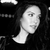 Kristina Train - List pictures