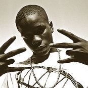 Tinchy Stryder - List pictures