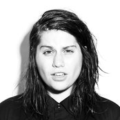 Alex Lahey - List pictures