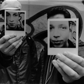 Eins Zwo - List pictures