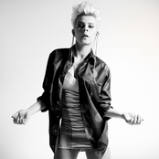 Robyn - List pictures
