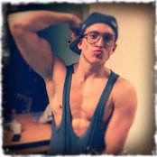 Danny Saucedo - List pictures