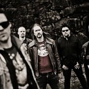 Crown - List pictures