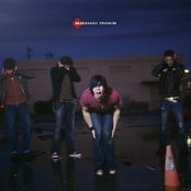 Mariana's Trench - List pictures