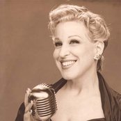 Bette Midler - List pictures