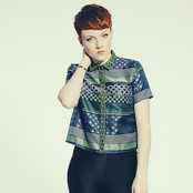 Chloe Howl - List pictures