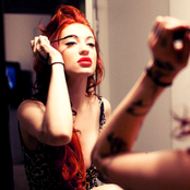 Porcelain Black - List pictures