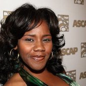 Kelly Price - List pictures