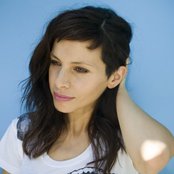 Ceci Bastida - List pictures