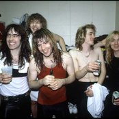 Iron Maidenn - List pictures