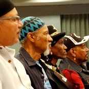 Neville Brothers - List pictures