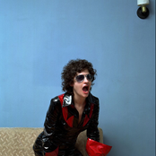 Peaches - List pictures