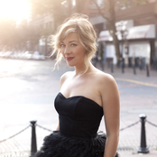 Jill Barber - List pictures