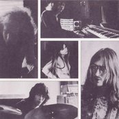 Curved Air - List pictures