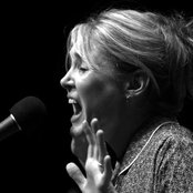 Diana Jones - List pictures