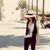 Michelle Branch - List pictures