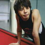 G-dragon - List pictures