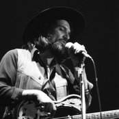 Waylon Jennings - List pictures