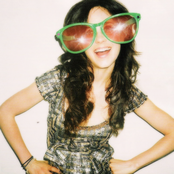 Zooey Deschanel - List pictures