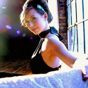 Joy Williams - List pictures