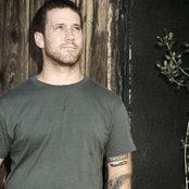 Chuck Ragan - List pictures